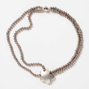 necklace by jewellery designer Marie-Bénédicte Jewellery design